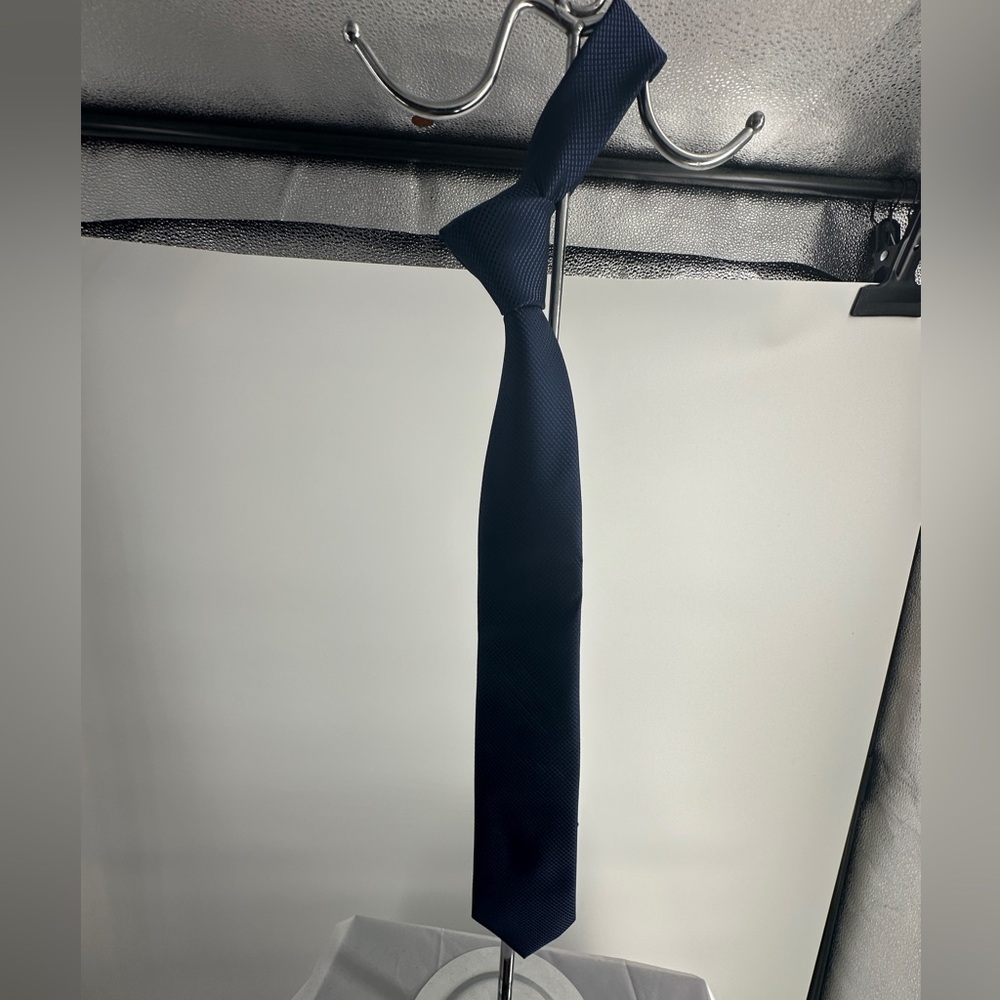 Van Heusen blue grid tie
